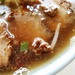 大亀食堂 - スープの表情　塩分きつめ