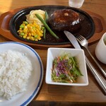 ハンバーグの店　オニオン - ビッグハンバーグ定食 200g チーズ