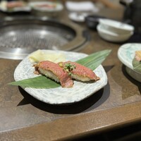 飛騨牛一頭家 馬喰一代 長良本家 - 
