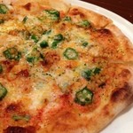 らびーた - アラカルト「納豆とオクラとたらこのピザ」絶品！！
