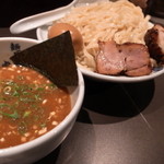 麺屋武蔵 虎嘯 - 濃厚虎嘯つけ麺＠1080円の大盛り