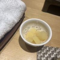 鮨 無垢/鮨 白銀 - 自家製のガリ