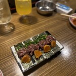 焼鳥ホルモン 炭焼き0式 - 