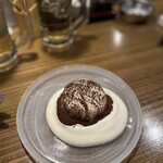 焼鳥ホルモン 炭焼き0式 - 