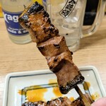 大統領 - レバタレ。噛むと中は軽焼き。外の焦げた部分とのコントラストが素晴らしい。