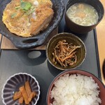 小田原湯本カントリークラブ - カツ煮定食