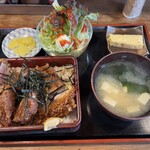 山水 - ヒレカツ重