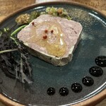 横須賀夜市 - 自家製麺お肉のパテ