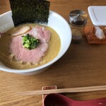 ラーメン イッケン - 2月の限定麺こってりは鶏出汁が濃い！