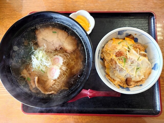 アルファ - 十文字（食堂）の写真