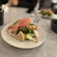ERUTAN RESTAURANT BAR - 