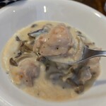 キッチン ブルー グローブ - 大きなチキンをいただきます