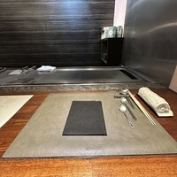 鉄板焼き 表参道 - 