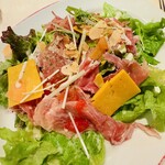 パリのワイン食堂 - 