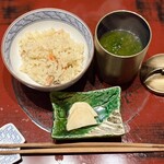 いち井 - お食事    蟹の炊き込みご飯  アオサ味噌汁
