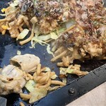 いか玉屋プラスアルファー - 牡蠣もデカい‼︎