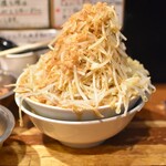 ラーメン荘 歴史を刻め 新栄店 - 