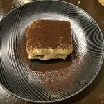 ラ・ピッコラ・ターヴォラ - 