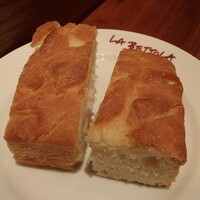  ラ･ベットラ･ダ･オチアイ イケブクロ - フォカッチャ