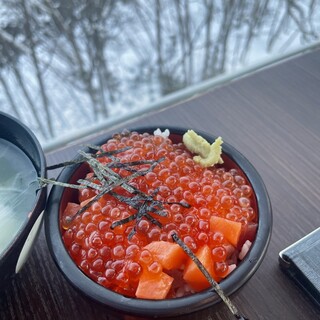 定山渓ビューホテル 嗜ま 宿泊券 1泊2食付き