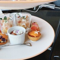 DINING & BAR TABLE 9 TOKYO - 