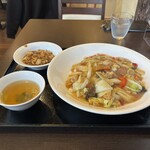 厨華房 曼田林 - 