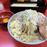 ラーメン 富士丸 東浦和店 - たっぷりヤサイ、厚めの豚、濃厚スープと富士丸は旨い！