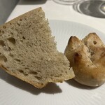 フランス料理 ル・クール - 右クルミのパンがほんのり甘くておいしかった～