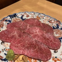 神戸焼肉 金虎 - 