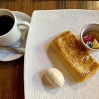 BISTRO FAVORI 代官山 - フレンチトースト