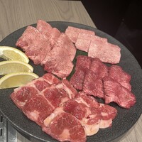 渋谷焼肉 かみ山 - 