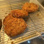 ウチニクBase お肉の卸 直売所 - 