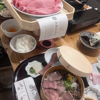 すき焼きと牛まぶし ももしき - 