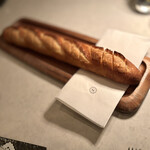 フレンチ ベイ・ビュー - フランスパンは持ち帰る事が出来ます。