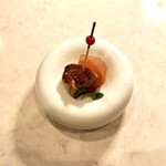 フレンチ ベイ・ビュー - フォアグラのソテーとリンゴのキャラメリゼ　長期熟成バルサミコ酢ソース