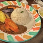 カレー喫茶 レトロ - 人参カレー、セット