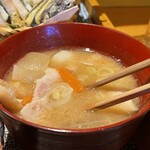 料理茶屋いそ - 具沢山味噌汁