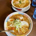 山形 飛魚 亞呉屋 山形本店 - 辛みそラーメン+ あごだし中華そば