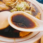 中華そば 肴 yamago - バランスの取れた真っ黒スープ♪