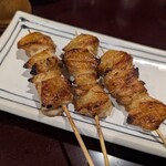 比内地鶏本格焼酎 海舟 - みさき(雌のぼんじり)串(塩)