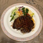 グリルニューコトブキ - 牛ヒレ肉あみ焼きスペシャル定食