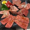 炭火焼肉 まる
