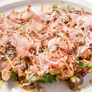 大阪らしいメニューや日替わりのお造りをご提供！2種のコースも