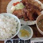 元祖豚丼屋 TONTON - 料理写真:定食