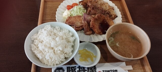 Ganso Buta-don Ya TONTON Hiroshima Takaramachi Ten