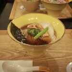 サッポロ ラーメン ハチ - 