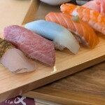 囲魚すし一〆 - 