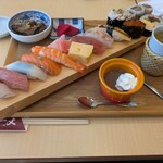 囲魚すし一〆 - 