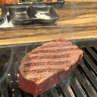 黒毛和牛ヘレ肉専門店 炭火焼肉 りきちゃん 北浜店 - 