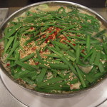 牛もつ鍋 おおいし - 牛もつ鍋・みそ味(写真は二人前・税込2700円)